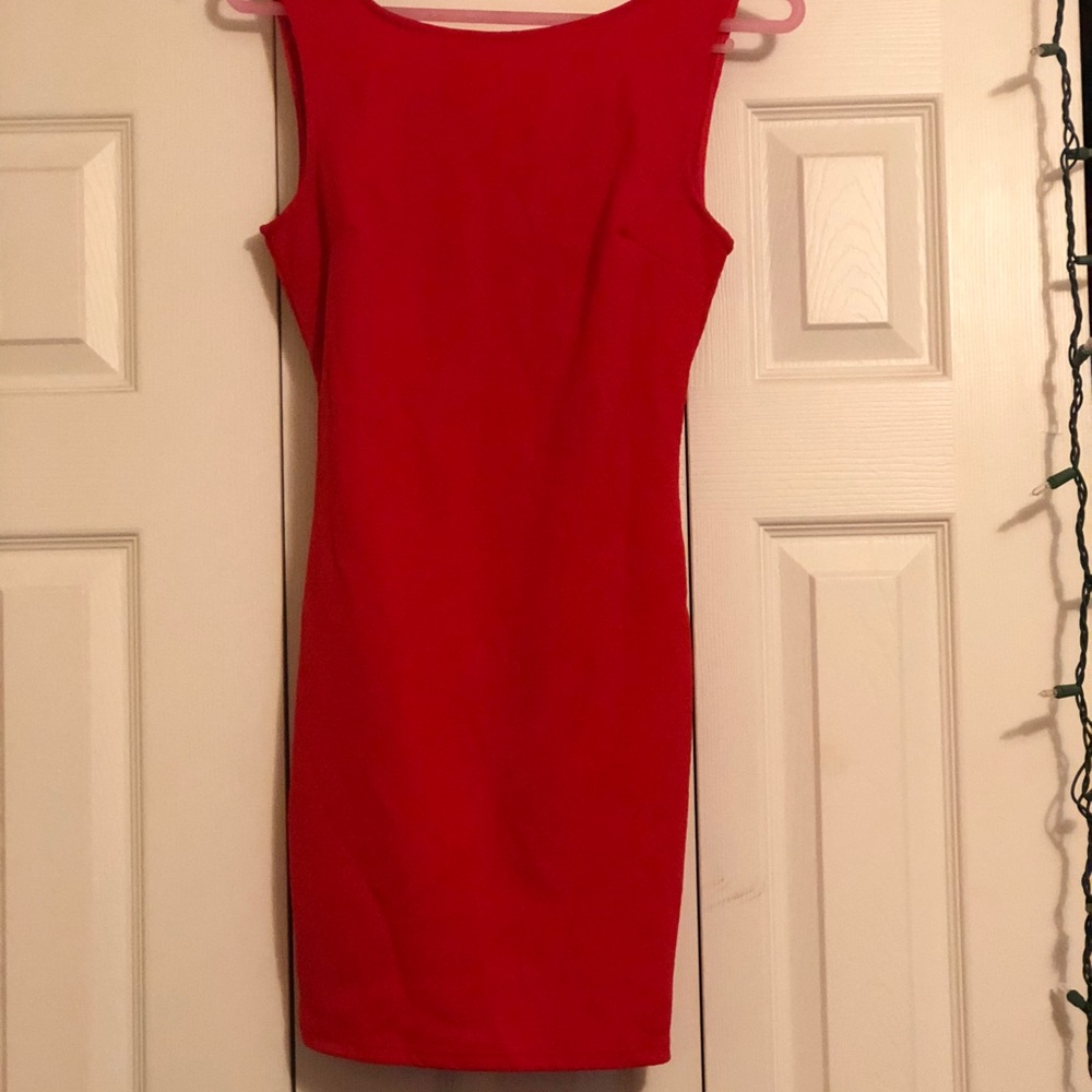 Red Dress - Picture 2 of 2